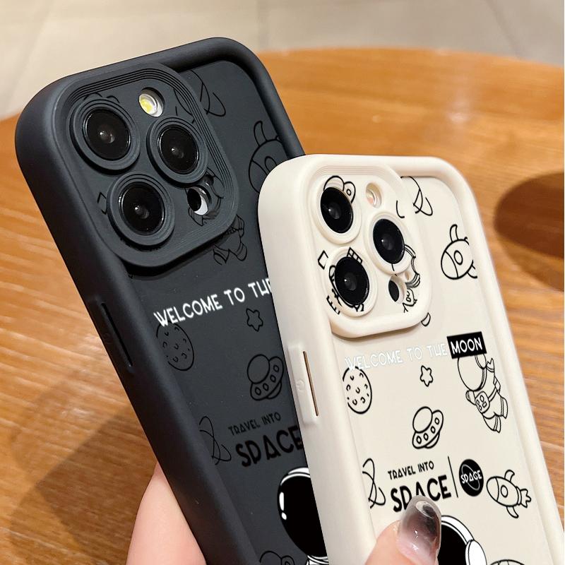For iPhone 13 Case Cute Cartoon Moon Planet Astronaut Cover For iPhone 14 15 Pro Max 12 11 16e 17 Air Funda iPhone 16 Pro Max
