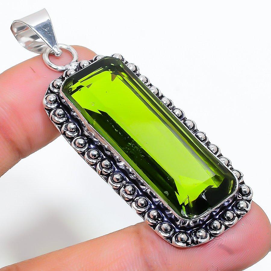 

Peridot Gemstone Handmade Ethnic Jewelry Pendant 2.36 VR-3926