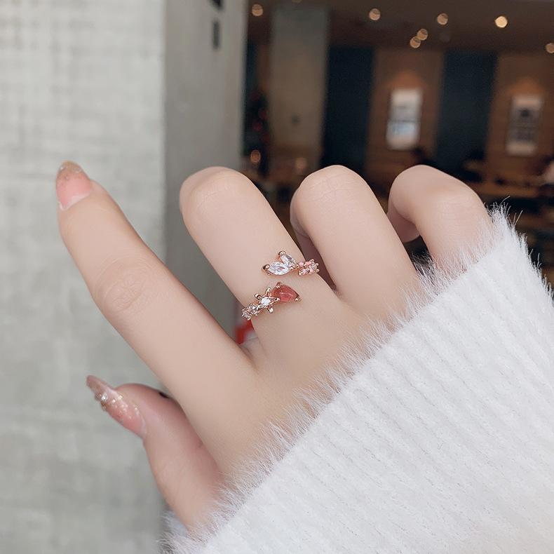 A variety of micro-set crystal zircon ring sweet and elegant ring popular jewelry