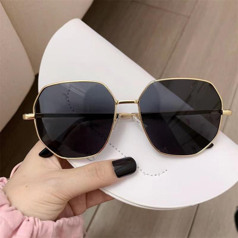 Unisex Sunglasses, Enlarged And Widened, Big Face, Thin, Uv-Proof Sunglasses, Metal Driving Sunglasses