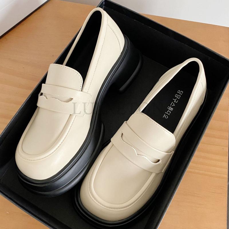 British Style Womens Derby Shoes Shallow Mouth Autumn Modis Casual Female Sneakers Mixed Colors Loafers With Fur Flats Round Toe