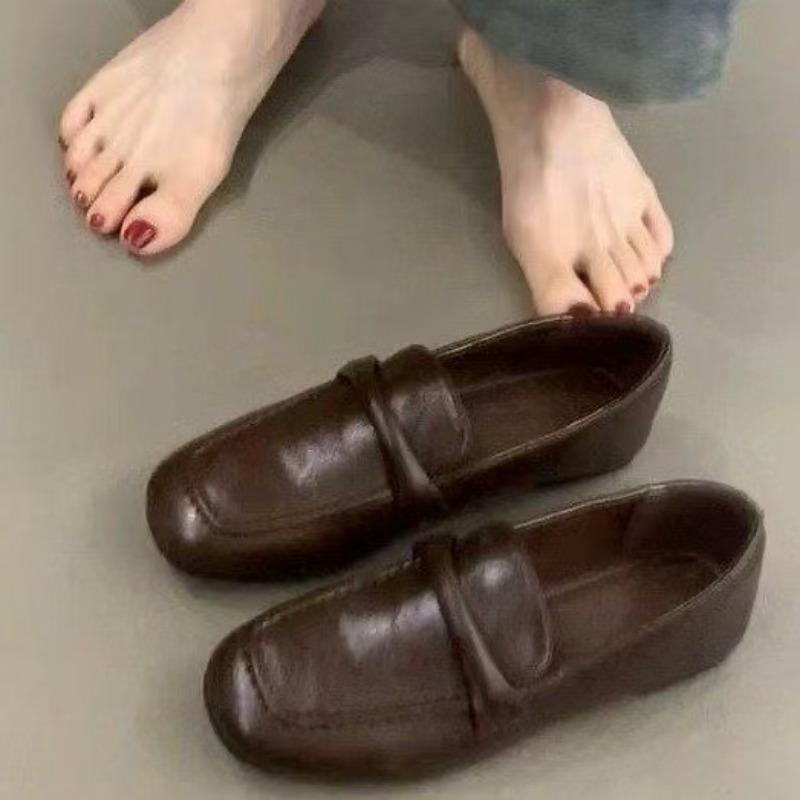 

Spring and summer versatile models are very soft and easy to wear, genuine leather retro round head one-pedal British small leather shoes single shoes 40 темно-коричневого