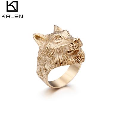 Retro-Schmuck, Edelstahl vergoldet, Dominanter Herrenring mit Wolfskopf.