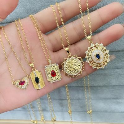 Medieval Gold Court Brushed Fashion Hollow Necklace Female French High Sense Of Love Temperament Exquisite Collarbone Chain