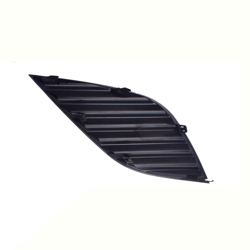 Right Passenger Side Front Bumper Fog Light Cover For Toyota Camry SE XSE 2018-2020