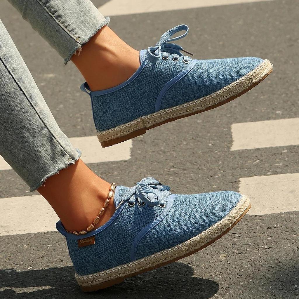 Chaussures de Toile Basses pour Femmes Automne Nouvelles Baskets Plates à Lacets Peu Profondes Décontractées pour la Marche pour Femmes Chaussures Vulcanisées d'Extérieur