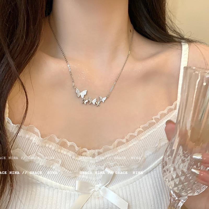 

Rhinestones, butterfly necklace, female niche design, high sense, fashion temperament, versatile collarbone chain for girlfriend