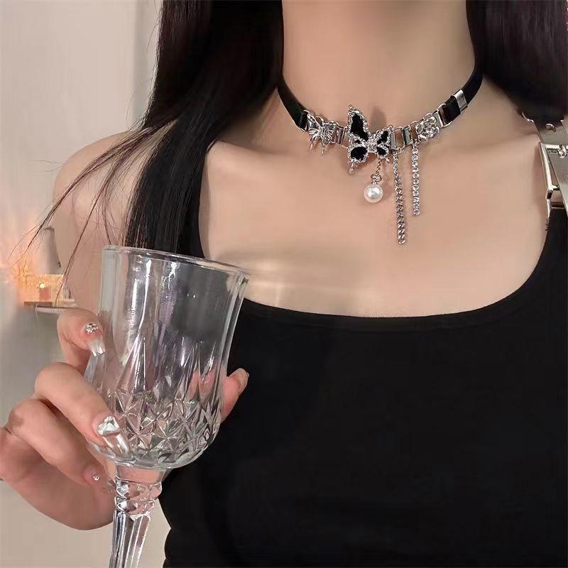 Black Butterfly Necklace Female Dark Wind Chocker Babes Leather Collar Collarbone