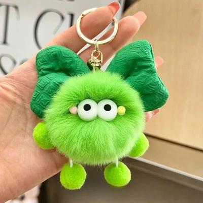 Chaveiro criativo fofo com pingente de bola de pelo de diabo, enfeite de carro para presente