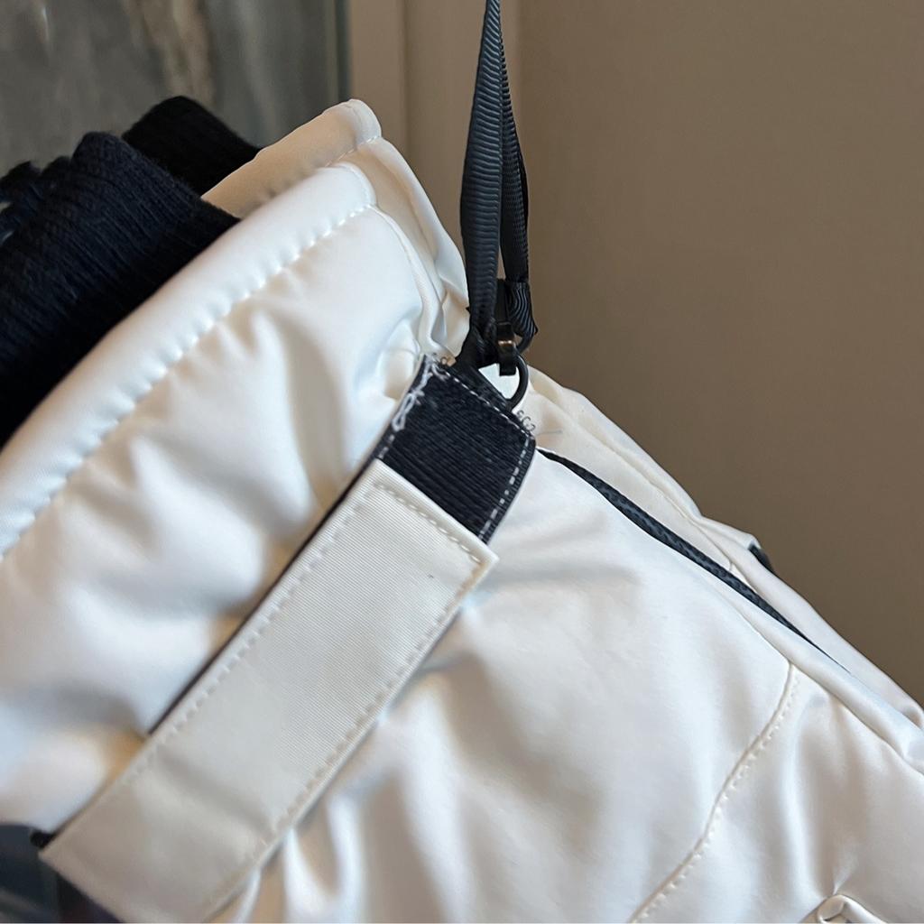 Gloves for Men and Women with Touch Screen, Winter Outdoor Mountaineering and Cycling, Warm and Velvet Thickened, Windproof, Coldproof and Waterproof