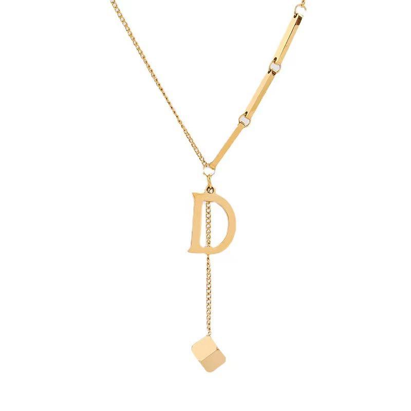 18K Gold Plated Titanium Steel D Letter Pendant Necklace - Trendy, Simple, Short Style for Women.