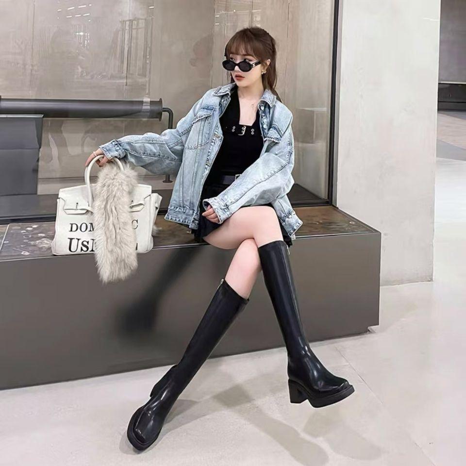 In the autumn and winter of 2025, the new thick high-heeled thick-heeled casual versatile elastic thin boots are flat but knee-length boots.