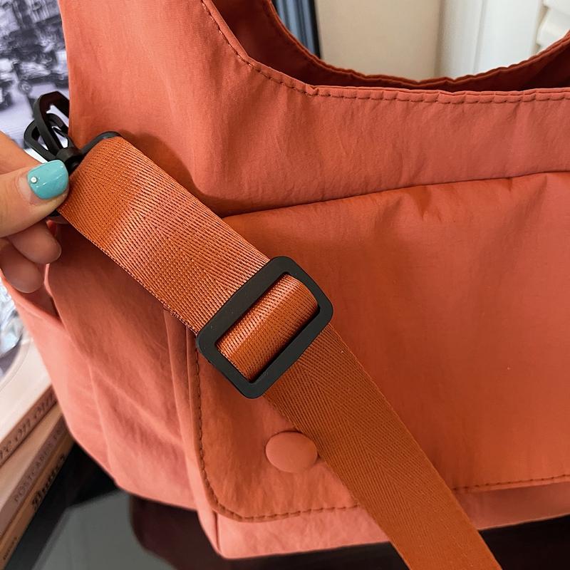 Commuting Large Capacity Shoulder Tote Bag Women's Underarm Bag