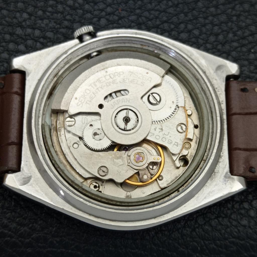 Seiko 5 AUTOMATIC JAPAN MENS 7009A VINTAGE MAROON COLOR DIAL WATCH A701277-5