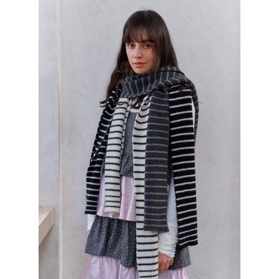 A Simple Color-Blocked Striped Knitted Wool Scarf For Autumn And Winter Soft And Versatile Pure Wool Neck Warmer For Women