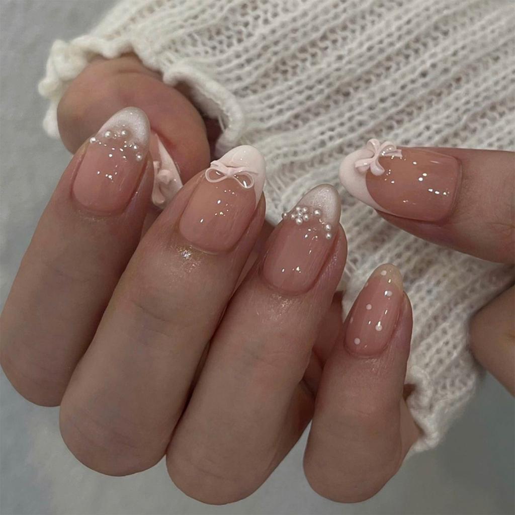 Cat-Eye White Bowknot Fake Nails 24 Pieces Elegant Design Comfortable ABS Material For Wedding Party Daily Use