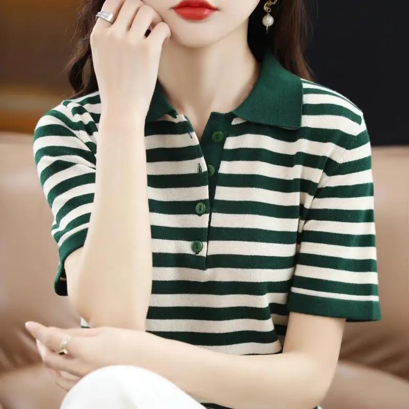 

Women s Green Striped Polo Shirt Short Sleeve Contrast Collar Casual Top S темно-зелений колір