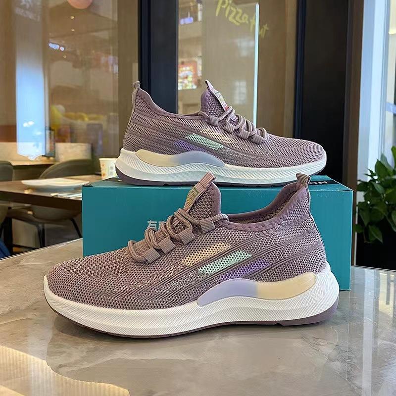 Atmungsaktive Mesh-Laufschuhe für Damen, leichte Slip-on-Freizeitschuhe mit farbigem Farbverlauf für den täglichen Gebrauch