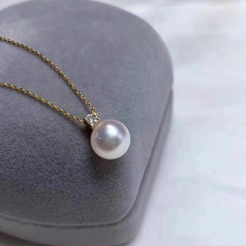 2023 Women's Elegant Round Pearl Necklace in Gold-Plated S925 Silver – Versatile & Light Luxury