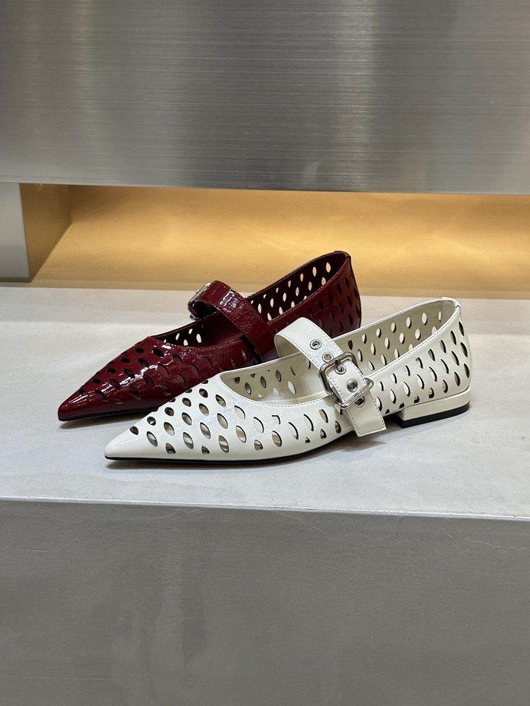 

2026 Spring/Summer New Lacquer Flat Shoes for Women, Pointed Shallow Mouth Hollow One Button Mary Jane Shoes Sandals 35