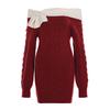 Ein schulterfreies Color-Block Bodycon Strickkleid mit Schleife, formender Taille und Vintage-Feeling