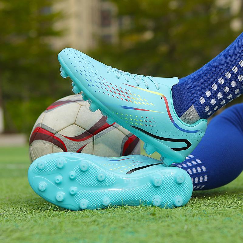 New Low-Top Football Shoes Male And Female Students Artificial Turf Non-Slip Breathable Game Training Football Shoes