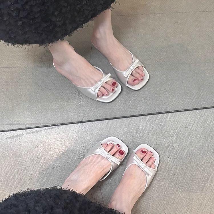 

Silver wedge heel French small sandals women 2025 summer new fashion outer wear low heel niche fairy wind cool slippers 35