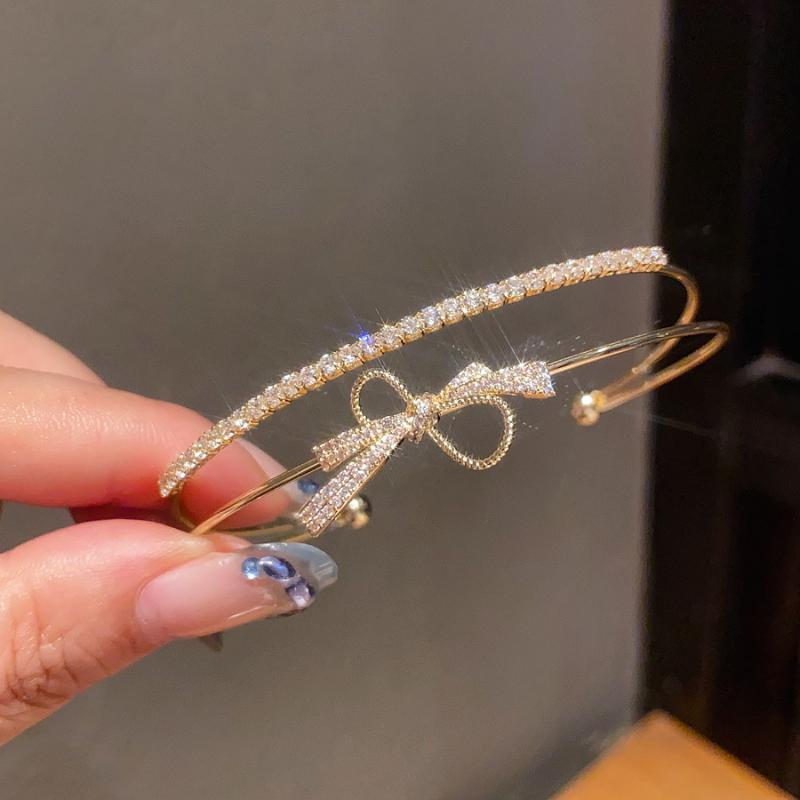 Sparkling Luxury Elegant Bow Butterfly Women's Double-layer Opening Bracelet For Daily Wear Party Wedding Jewelry Accessories