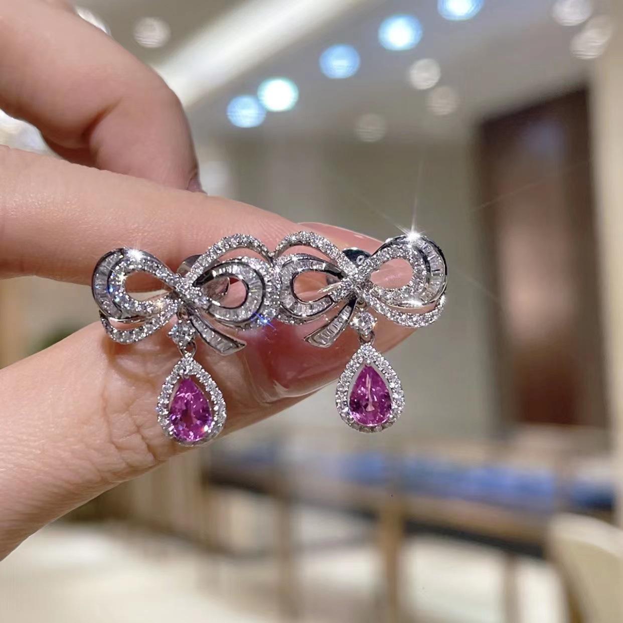 

Longlongjin European & American Fashion Pear-Shaped Pink Teardrop Diamond Bow Earrings for Women 925 Silver рожевий/алмаз