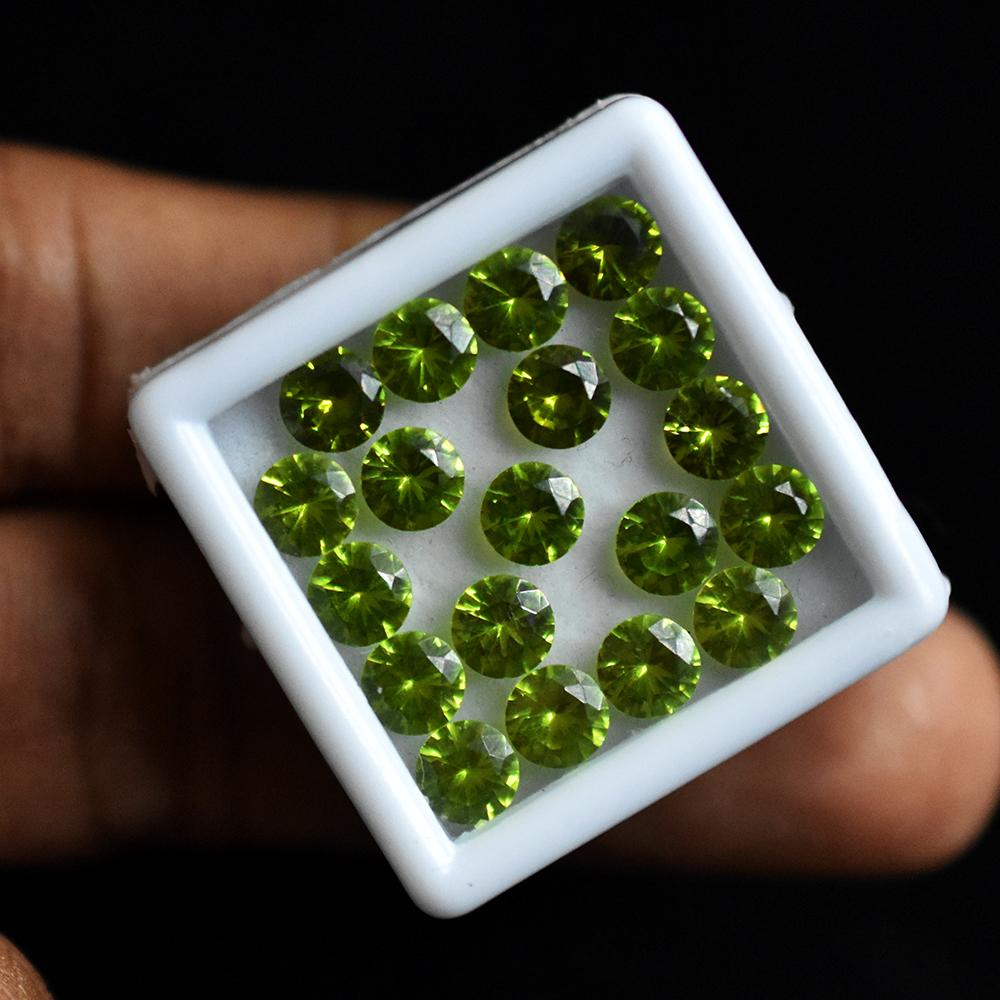 Natural Green Sapphire 18 Pcs 5x5 Mm Round Cut Lot Flawless Gemstone