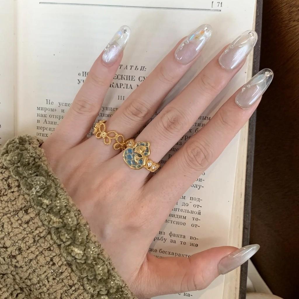 Elegant Antique Enamel Butterfly Gourd Ring For Women With Dazzling Gemstone Accents