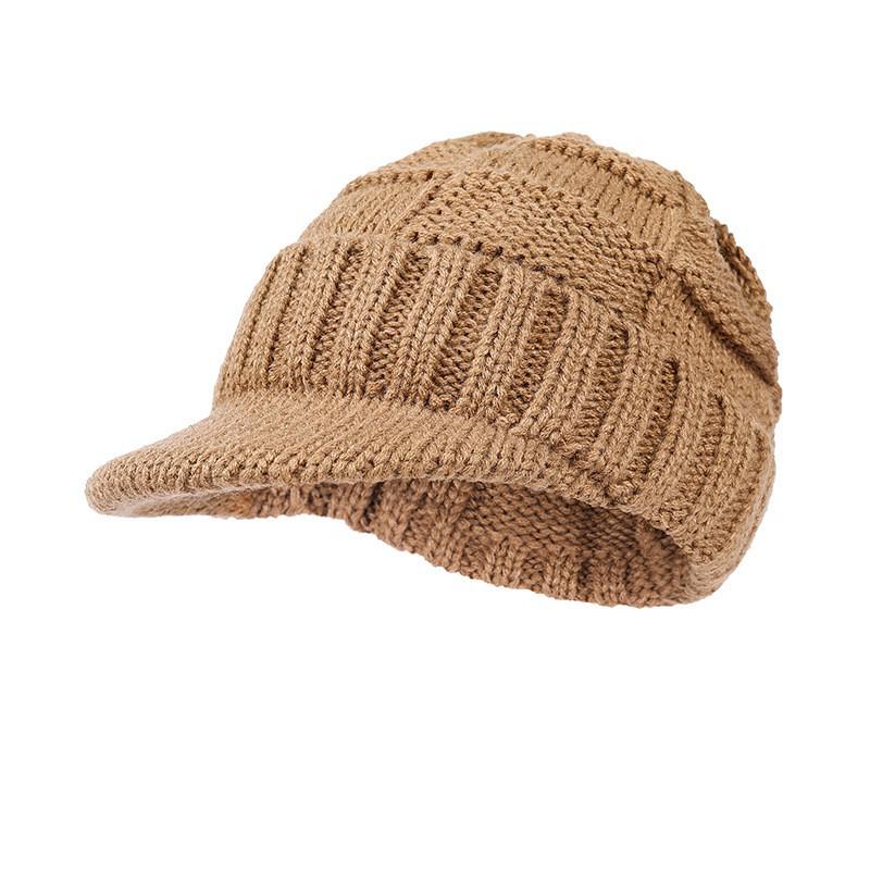 Minimalist Women's Duckbill Knit Hat - Short Brim, Warm Ear Protection for Autumn/Winter Skiing.