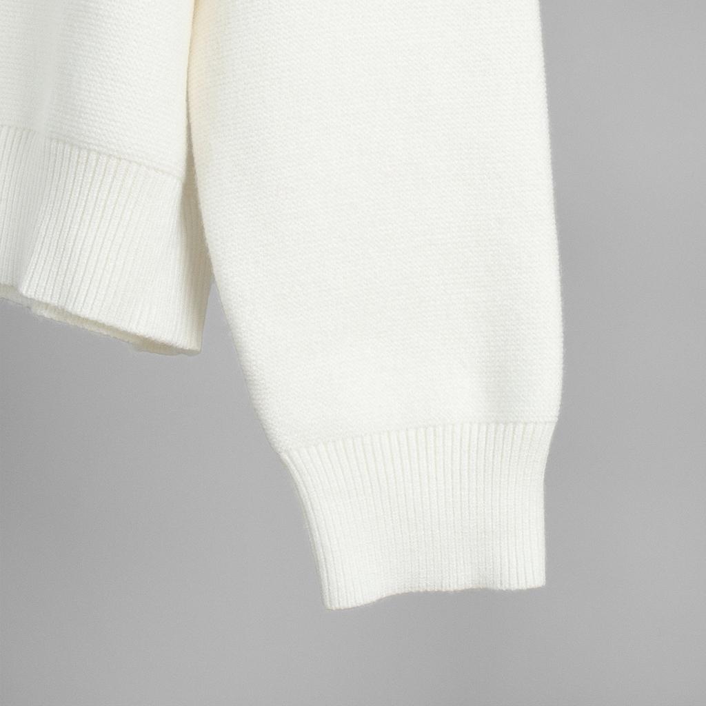 Autumn Winter Pure White Sweater Women's Round Neck Lazy Pullover Temperament Simple Comfortable Knitted Undercoat Top