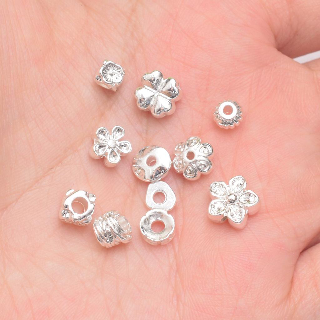 100 Stück Farberhalt Antike Goldperlen Sechs-Zeichen-Mantra-Muster Lose Perlen Laternenperlen Perlen DIY Handgemachtes Armband Zubehör Perlen