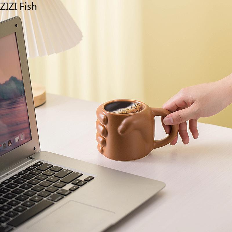 Clench Fist Shaped Porcelain Mugs Water Cup Human Body Art Coffee Mug Dining Table Afternoon Tea Teacup Fruits Juice Cup