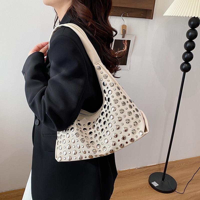 Women Casual Top Handle Bag with Studs Large Capacity Tote Office Commuter Bag Comfortable and Versatile Texture Shoulder Bag