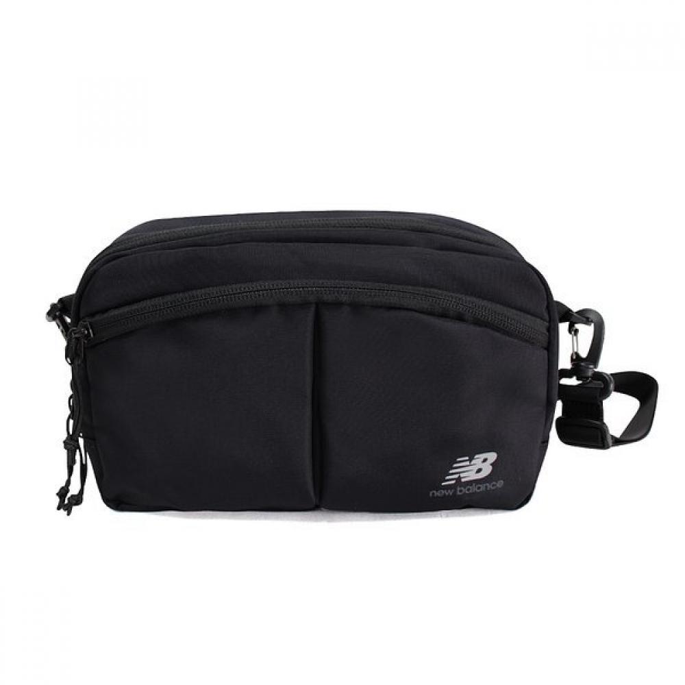 

New Balance Nb New Balance Essential Shuffle Medium Cross Outing Bag Black Nbgcdae111 19 NBGCDAE11119:MISC