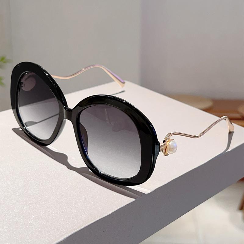 New DIY Christmas Limited Sunglasses Oversize Round Personalized Party Shades Funny Cute Cartoon Decor Sun Glasses