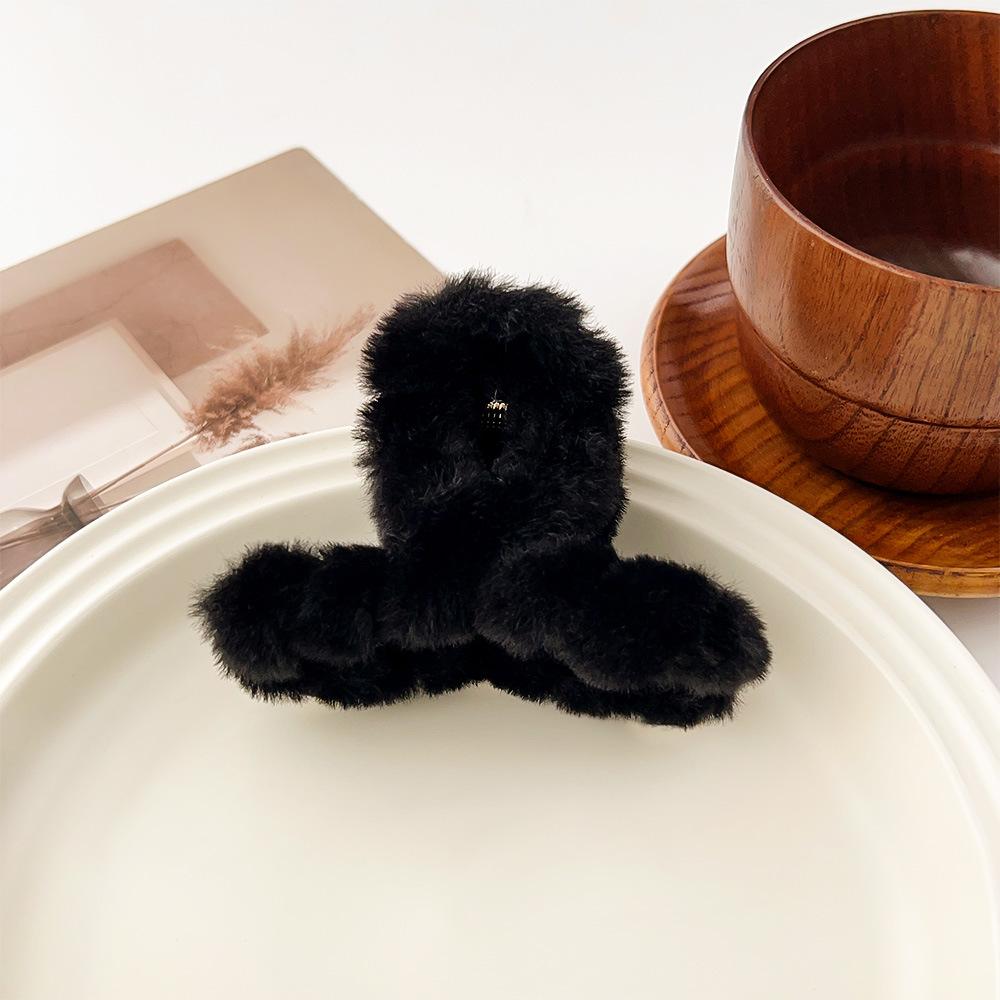 9cm Plush Cross Hair Clip for Women Korean Fashion Sweet Shark Clip Simple Versatile Hairpin Girl Hair Accessories