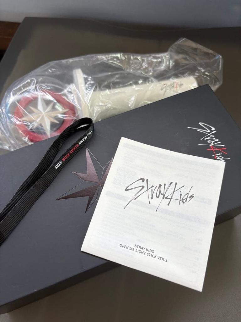 [USED] Stray Kids Official Light Stick Ver.2 <No.867>