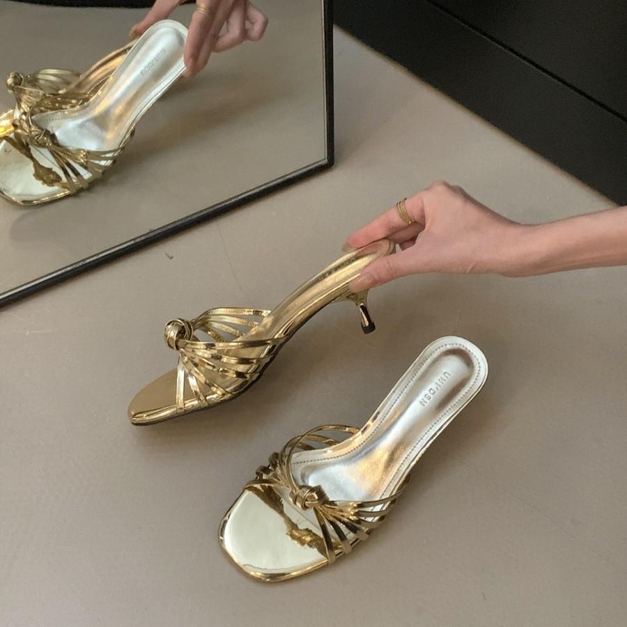 Summer French Retro Gold Woven Kink Hollowed Open-toe Flat Bottom One-word Buckle Strap Sandals Women's New 2025