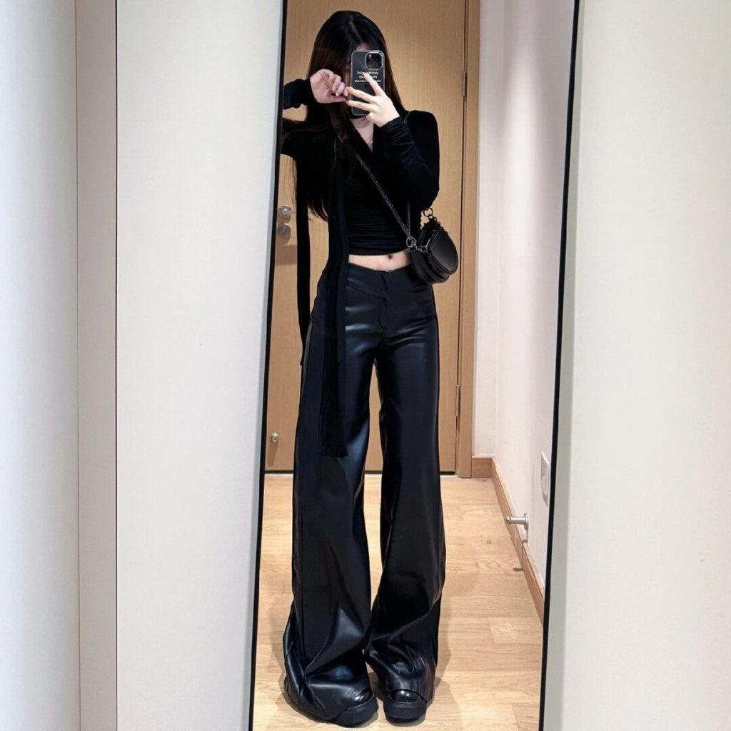 Übergröße High Waist PU Leder Schlaghose für Damen - Herbst Relaxed Fit, Schlankmachender Fall, Langer Weitbeiniger Stil.
