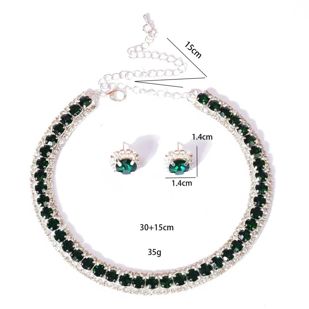 Royal Emerald Jewelry Set - Choker + Ring | Green Stones | Gold Plated