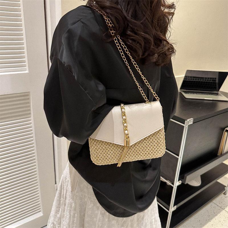 Summer Straw Woven Bag Women's Small Bag 2025 New Fashion Shoulder Woven Chain Foreign Style Messenger Versatile Small Square Bag
