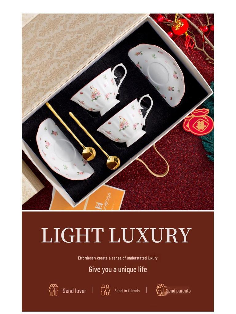 Cana de cafea Alice: Cadou pentru Femei pentru Anul Nou, Ziua de Naștere, Nuntă, Petrecere de Casă Nouă sau Ceai de După-amiază