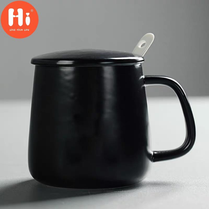 

Кофейные кружки Тоторо в японском стиле для влюбленных, креативная чашка для молока с крышкой и ложкой, офисная простая керамическая чашка для чая, воды, посуда для напитков