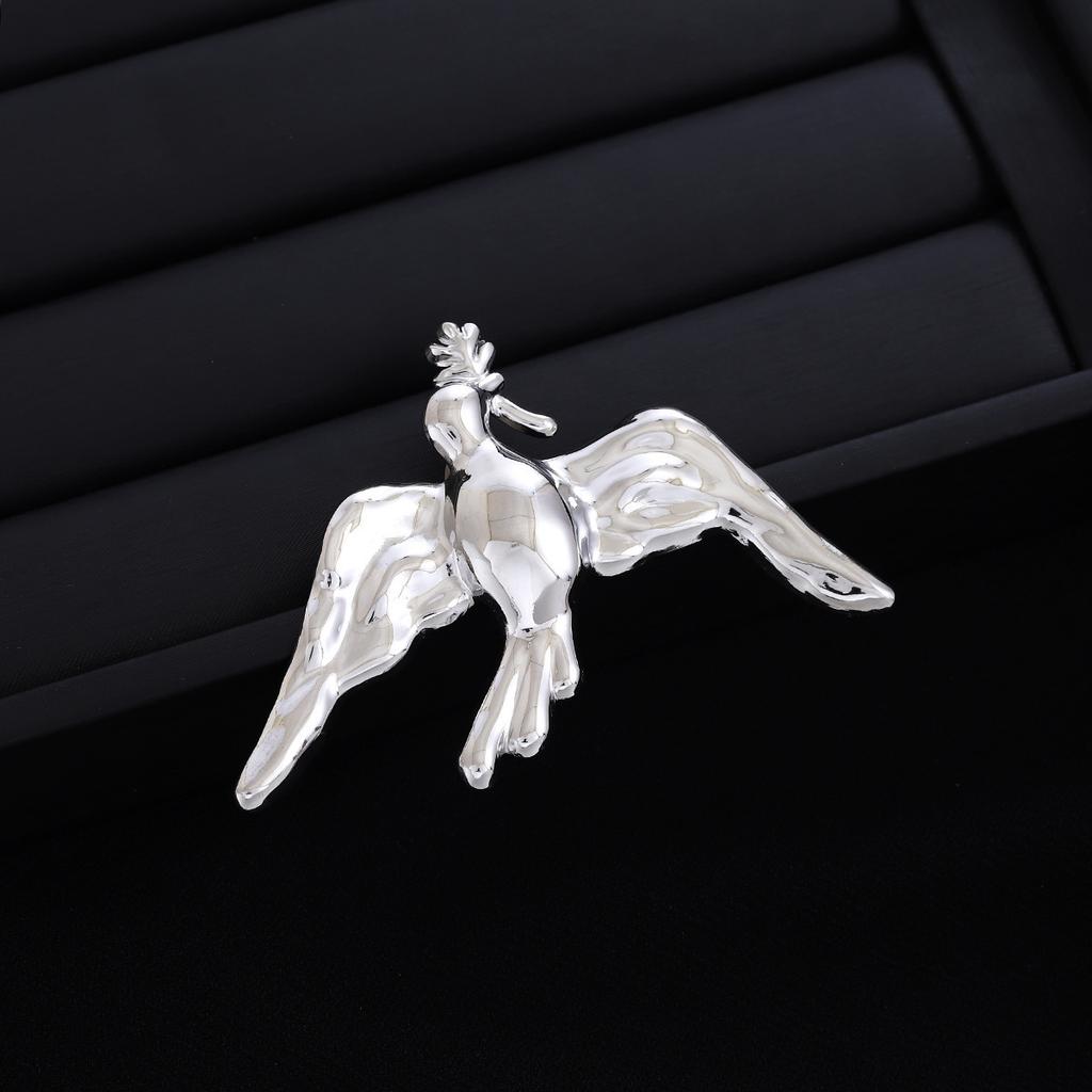 Bust Matte Plain Gold Peace Dove Brooch Light Luxury High Sense Metal Style Fashion Temperament Pin Female