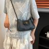 Women's bag new armpit crescent bag women's fashion temperament simple and versatile single shoulder crossbody small square bag