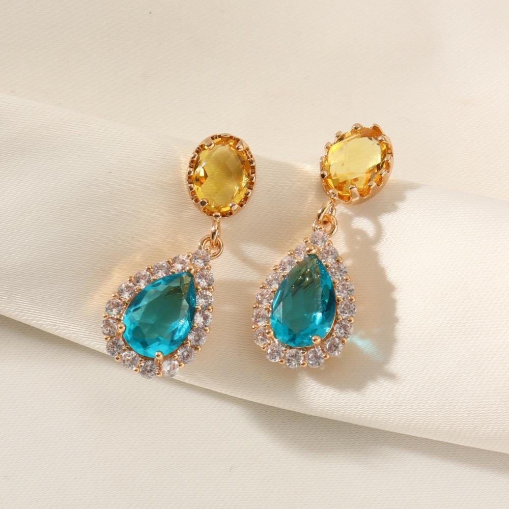 1 Pair Luxurious Colored Cubic Zirconia Drop Shape Dangle Earrings for Women Stud Earring Jewelry Wedding Party Accessories