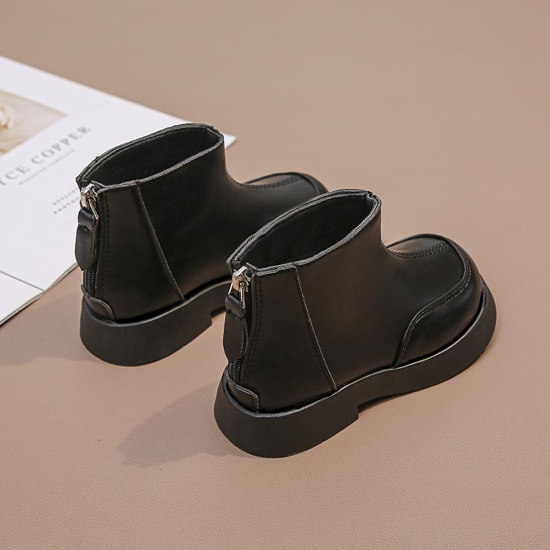 Girls Boots Children's Short Boots 2025 New Autumn Leather Boots Princess Catwalk Shoes Girls Xinjiang Grassland Wear